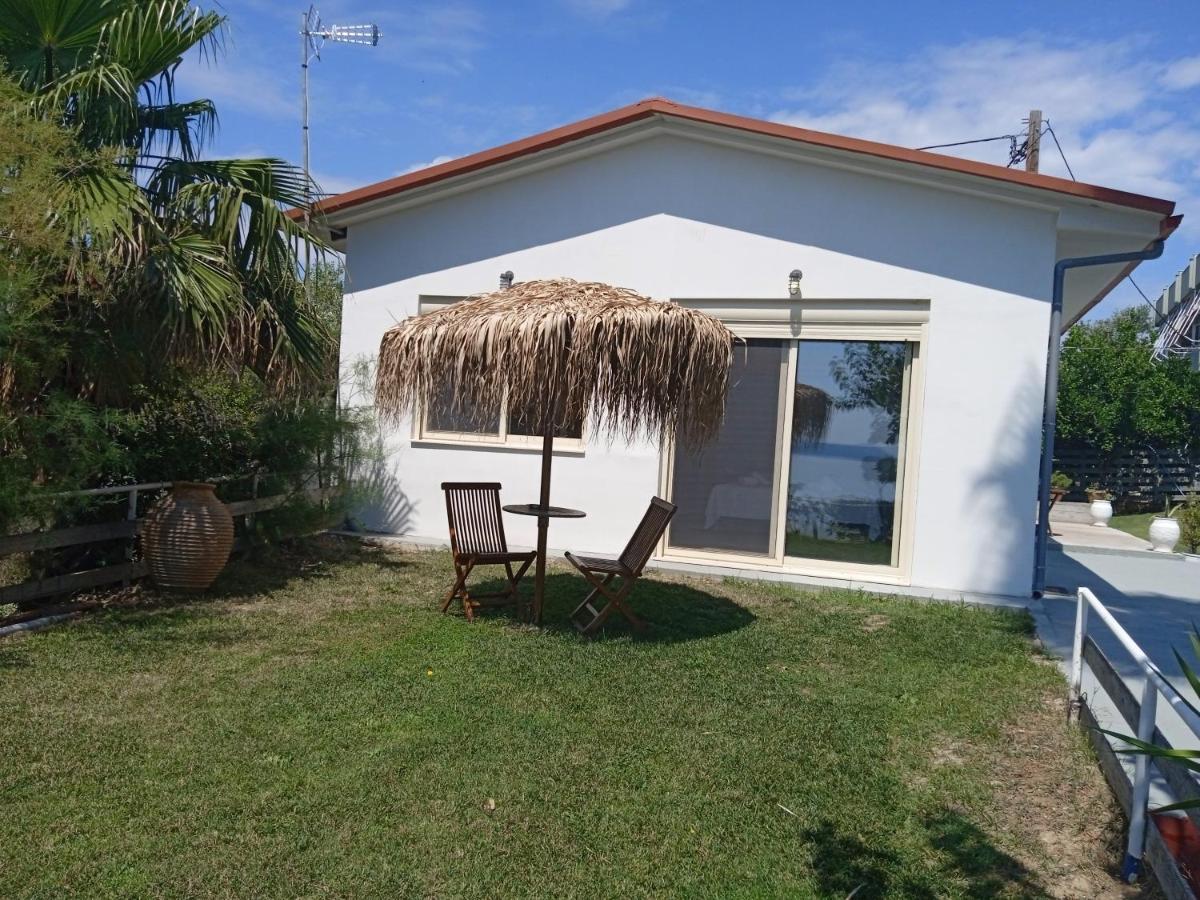 Evoikos Beach & Resort Livanatai Ngoại thất bức ảnh