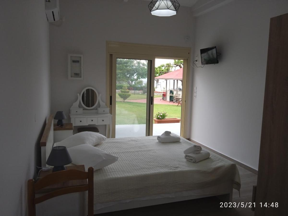 Evoikos Beach & Resort Livanatai Ngoại thất bức ảnh