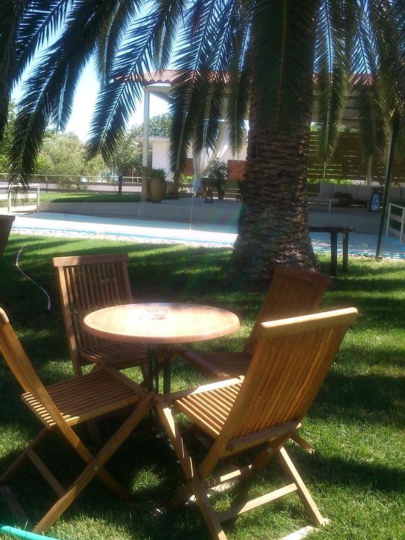 Evoikos Beach & Resort Livanatai Ngoại thất bức ảnh